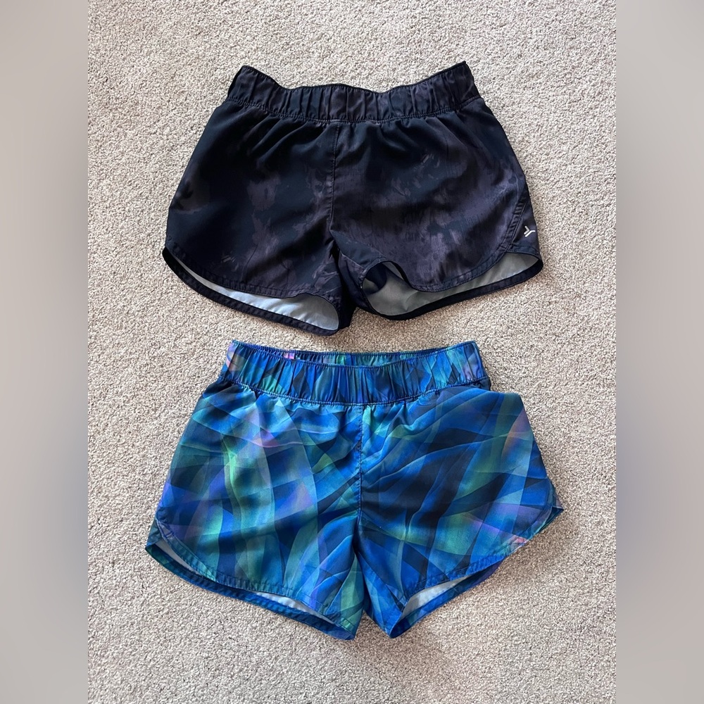 2 Old Navy Active Go-Dry Cool Girls Shorts size M (8)